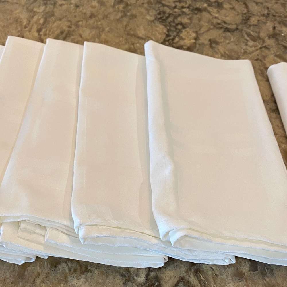 Source Unknown White Kitchen Linens Set - Picture 2 of 12